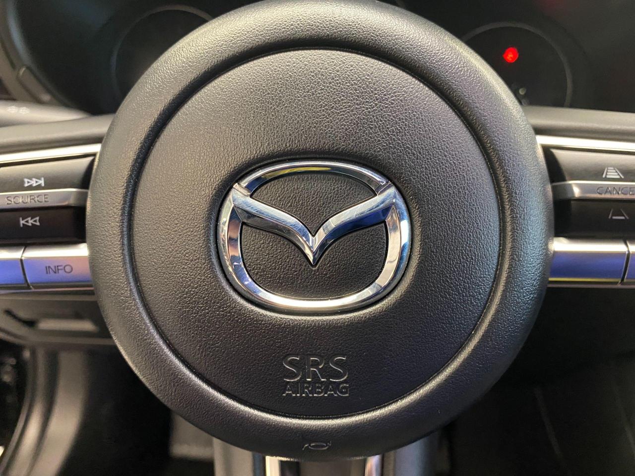 2019 Mazda MAZDA3 GS+Apple Play+Collision Avoidance+ACCIDENT FREE - Photo #53