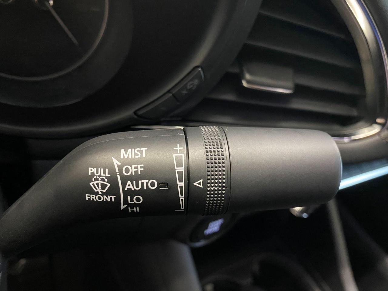 2019 Mazda MAZDA3 GS+Apple Play+Collision Avoidance+ACCIDENT FREE - Photo #54