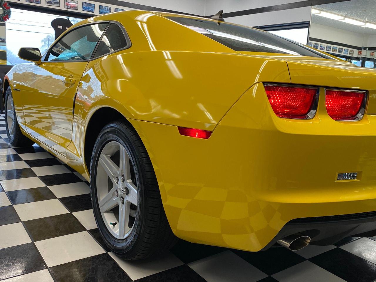 2010 Chevrolet Camaro LT 3.6L V6+Sunroof+New Tires+ACCIDENT FREE - Photo #36