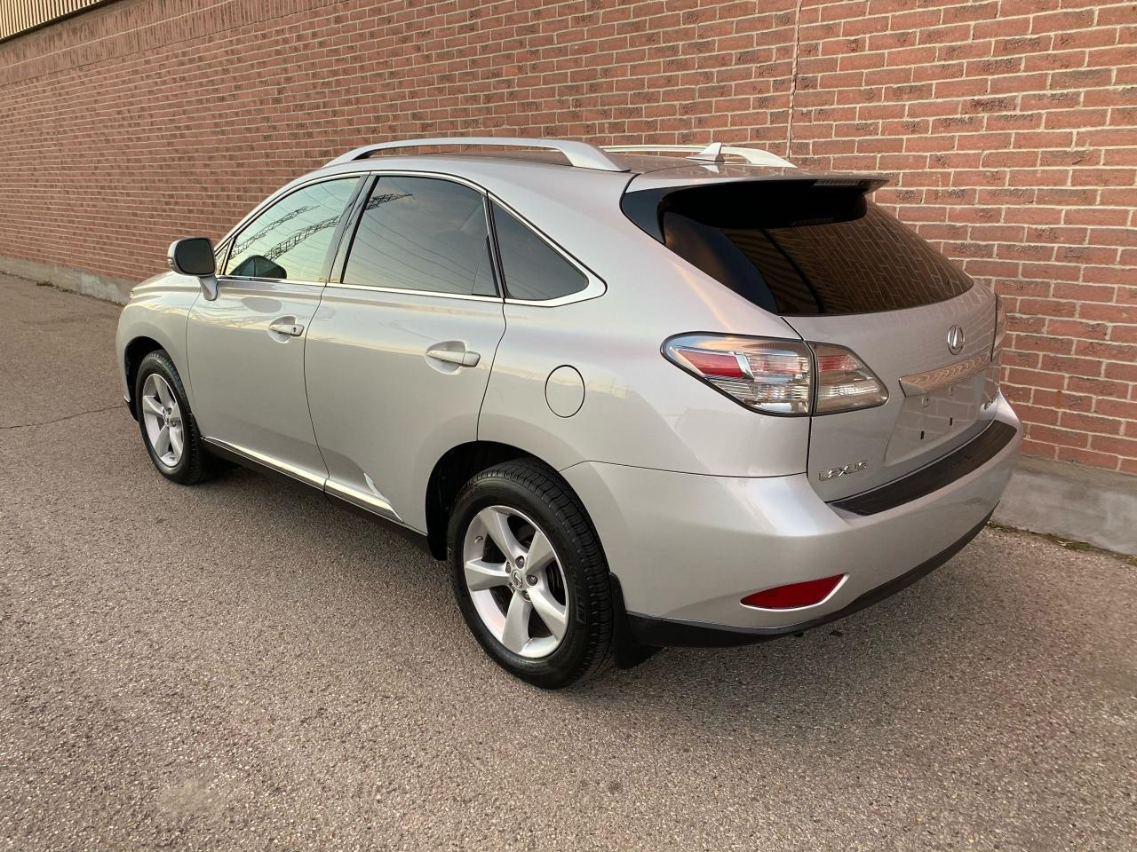 2010 Lexus RX 350  - Photo #3