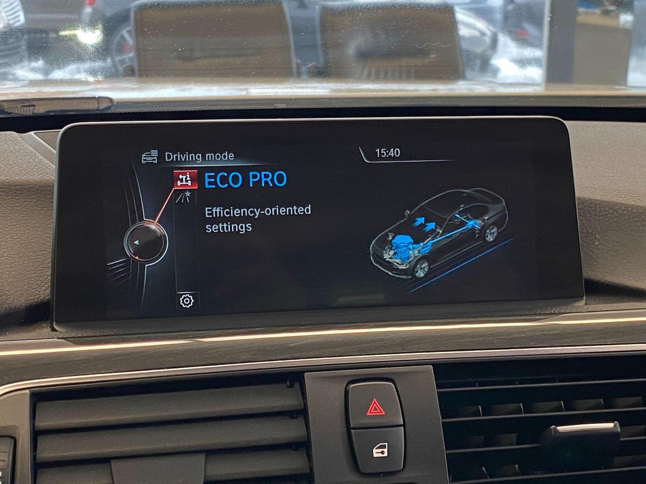 2016 BMW 3 Series 328i xDrive+GPS+Camera+Sensors+ACCIDENT FREE - Photo #35