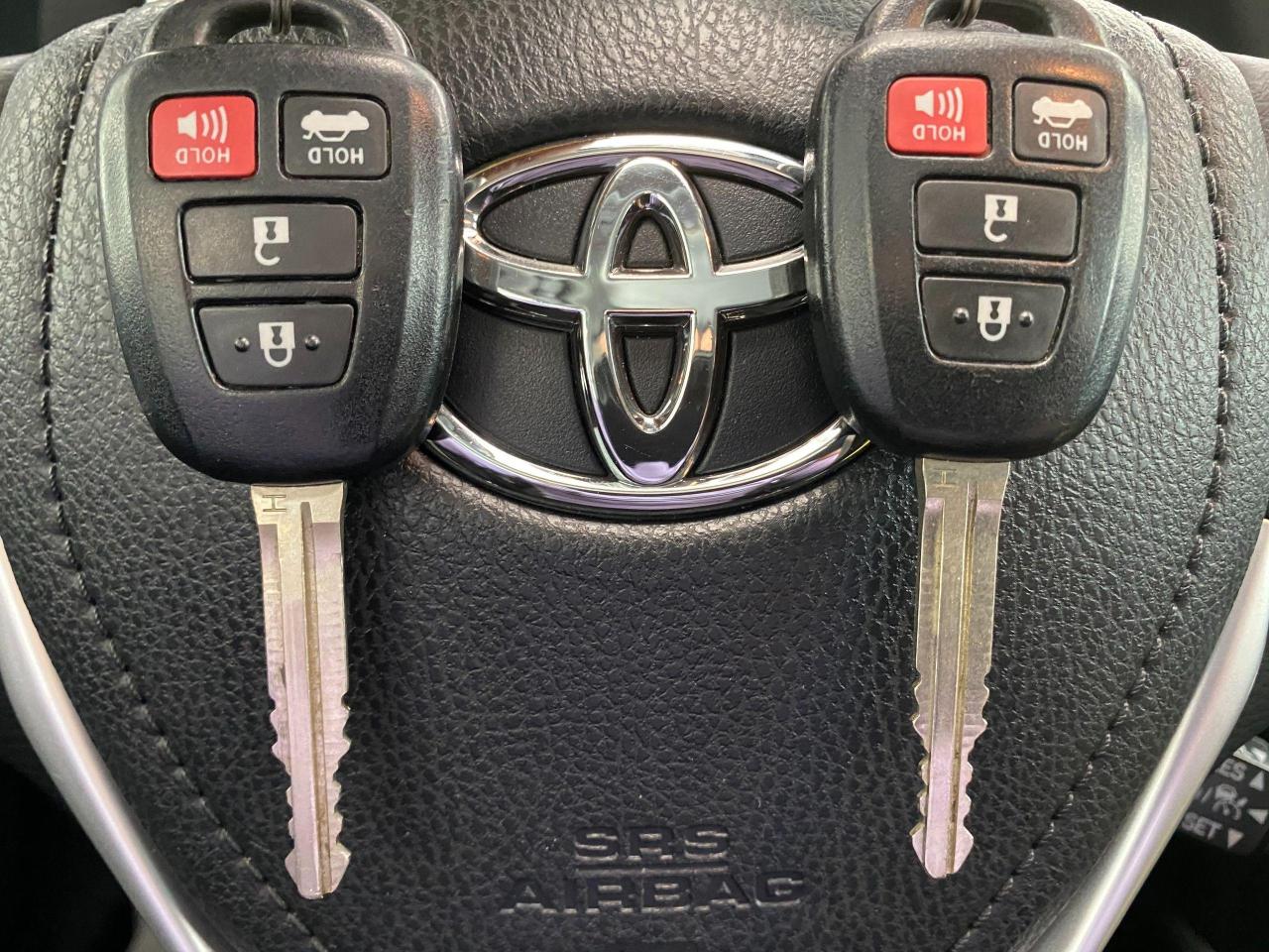 2017 Toyota Corolla LE+Toyota Sense+New Tires+Lane Keep+ACCIDENT FREE - Photo #15