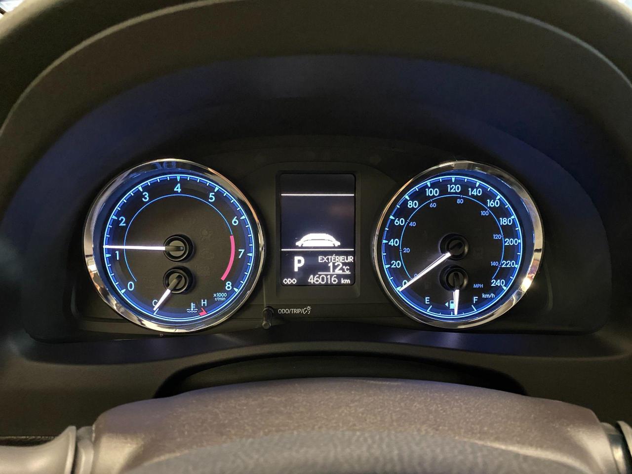 2017 Toyota Corolla LE+Toyota Sense+New Tires+Lane Keep+ACCIDENT FREE - Photo #16