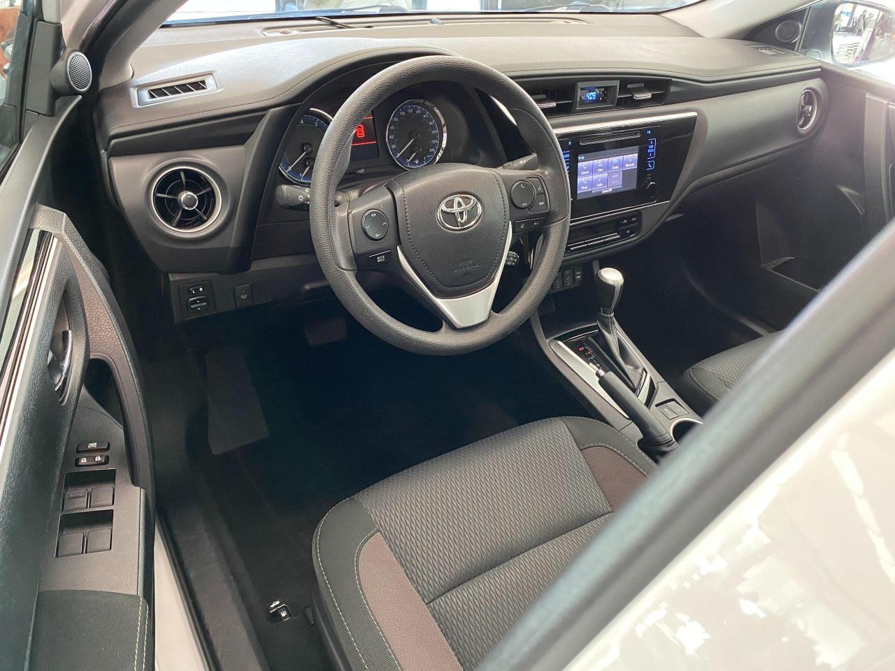 2017 Toyota Corolla LE+Toyota Sense+New Tires+Lane Keep+ACCIDENT FREE - Photo #17
