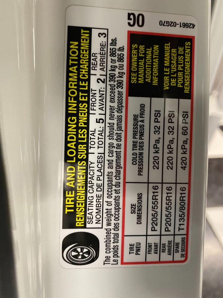 2017 Toyota Corolla LE+Toyota Sense+New Tires+Lane Keep+ACCIDENT FREE - Photo #41