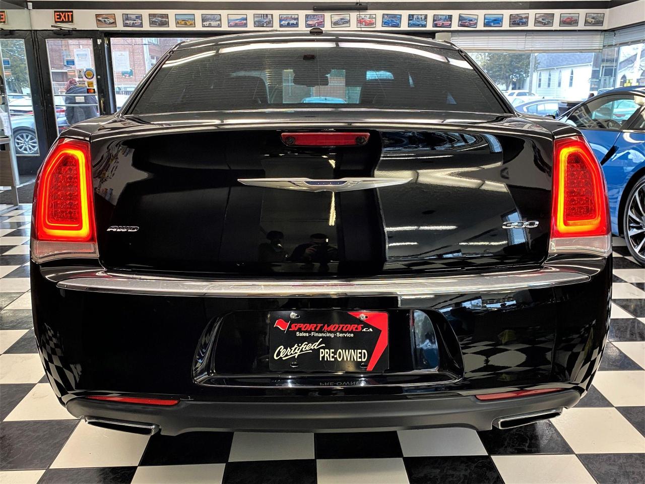 2016 Chrysler 300 Touring AWD+Roof+New Tires+ACCIDENT FREE - Photo #3
