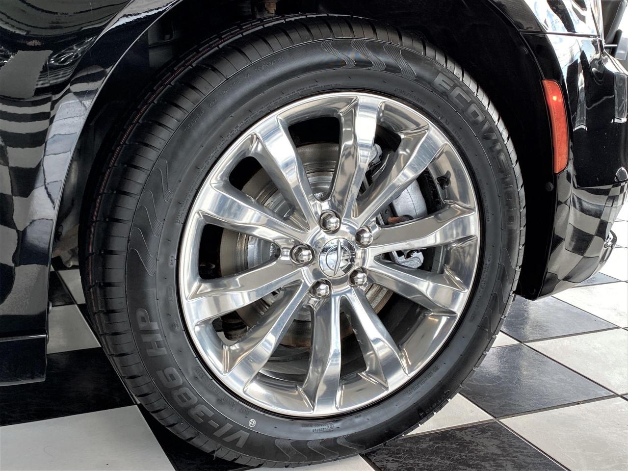 2016 Chrysler 300 Touring AWD+Roof+New Tires+ACCIDENT FREE - Photo #57