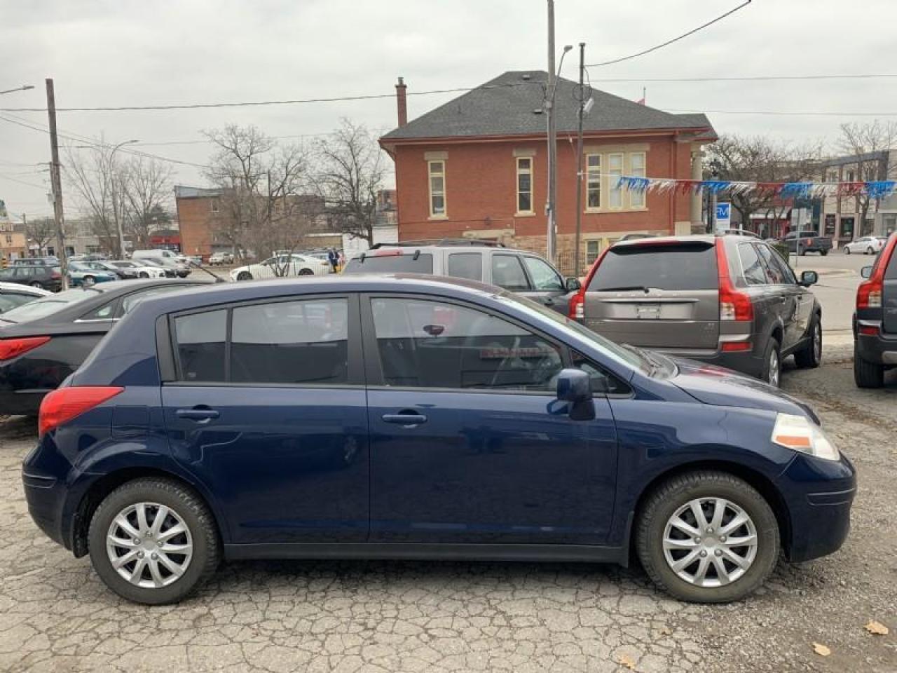 2007 Nissan Versa 1.8 S Photo3