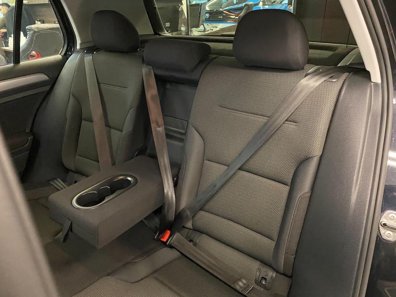 2016 Volkswagen Golf Trendline+ApplePlay+HTD Seats+Camera+ACCIDENT FREE - Photo #24