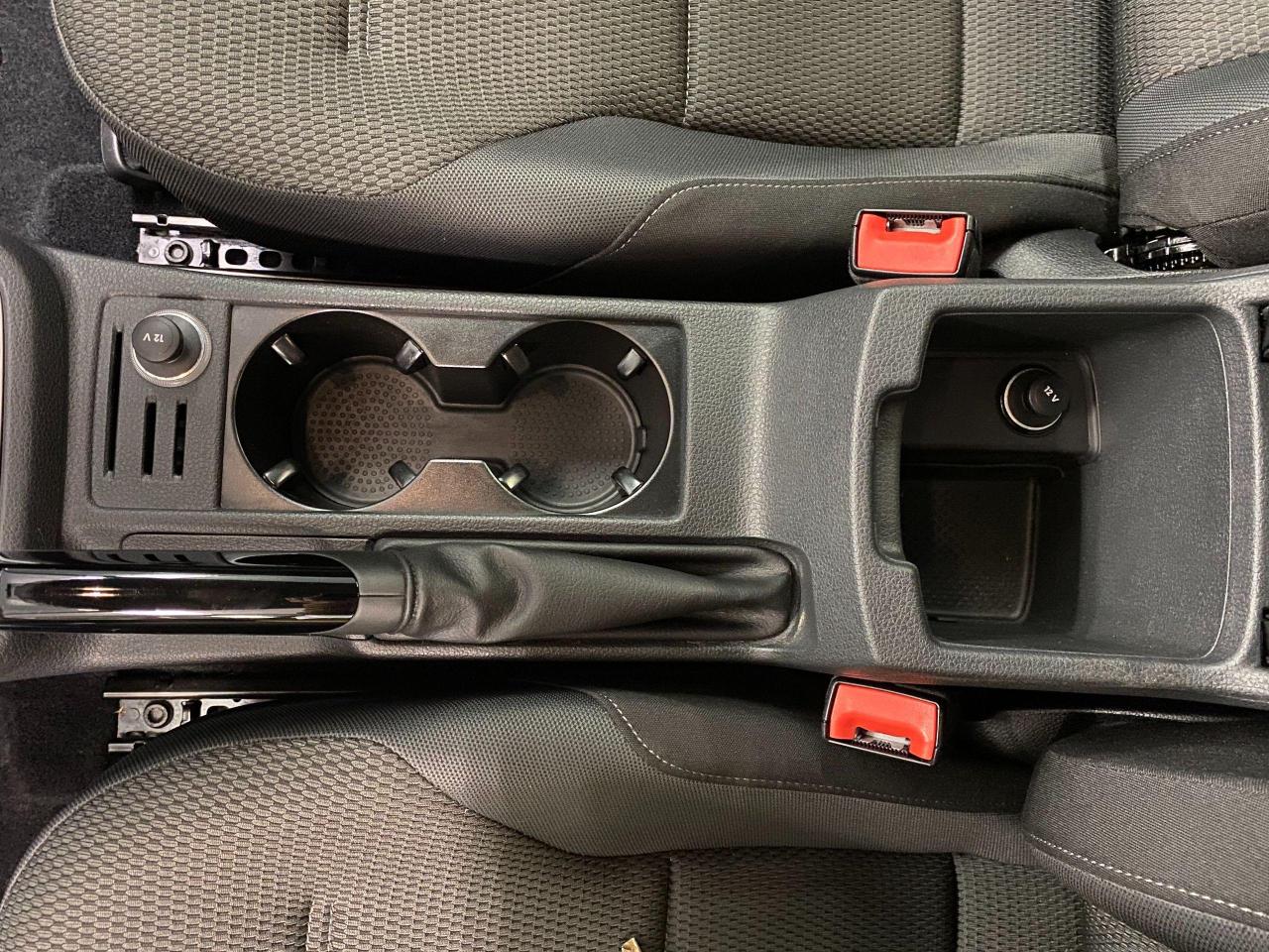 2016 Volkswagen Golf Trendline+ApplePlay+HTD Seats+Camera+ACCIDENT FREE - Photo #54