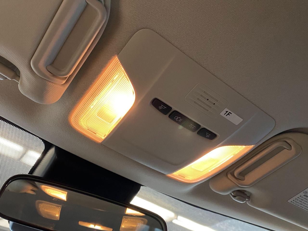 2020 Toyota Corolla LE+Toyota Sense+Apple Play+Camere+ACCIDENT FREE - Photo #46