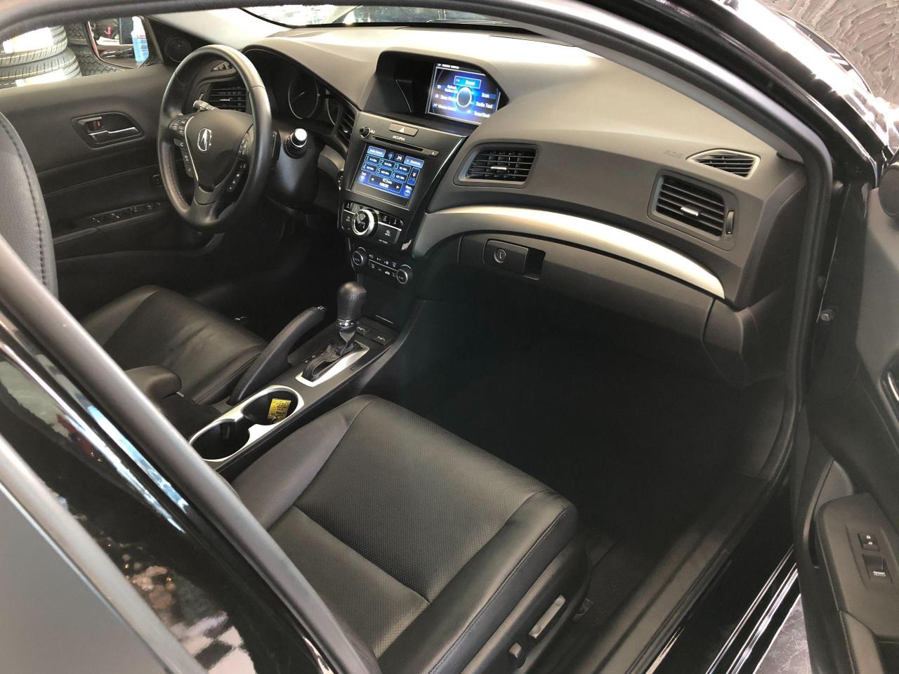 2017 Acura ILX Premium+Camera+TECH+Lane Keep+BSM+ACCIDENT FREE - Photo #20