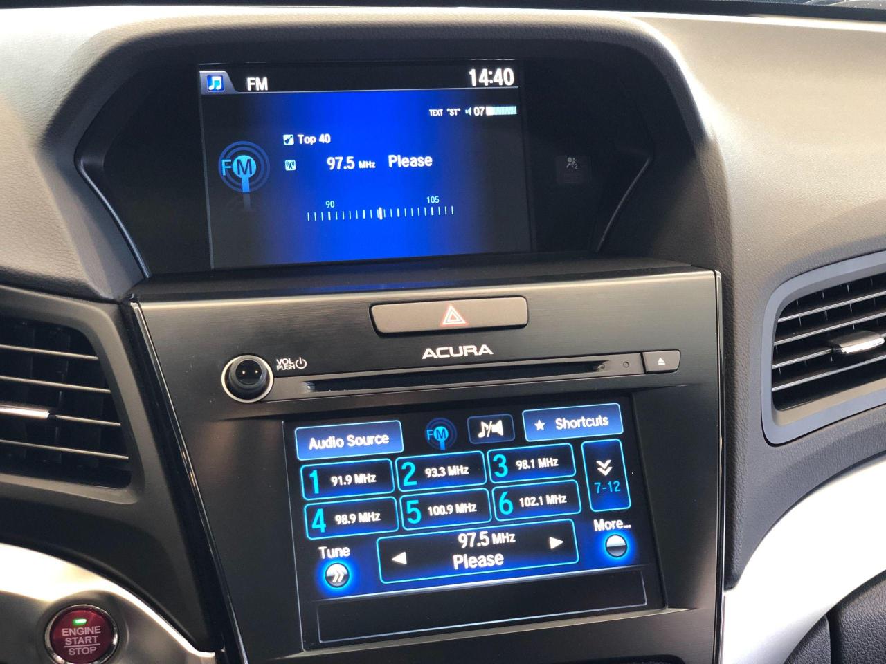 2017 Acura ILX Premium+Camera+TECH+Lane Keep+BSM+ACCIDENT FREE - Photo #29