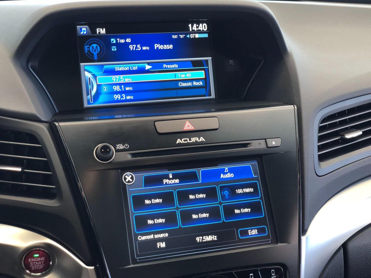 2017 Acura ILX Premium+Camera+TECH+Lane Keep+BSM+ACCIDENT FREE - Photo #32