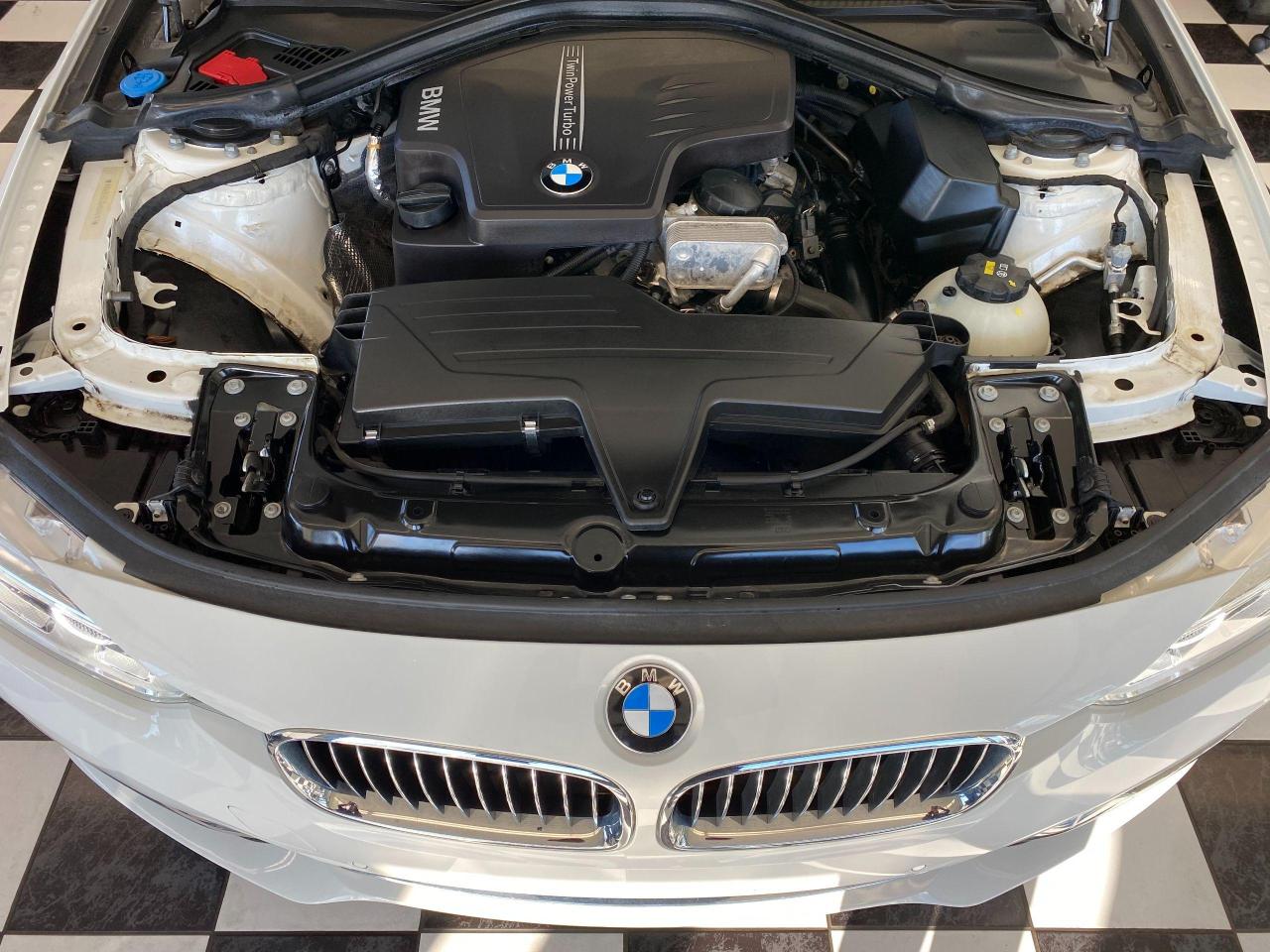 2017 BMW 3 Series 320i xDrive+Camera+GPS+Sensors+Roof+ACCIDENT FREE - Photo #7