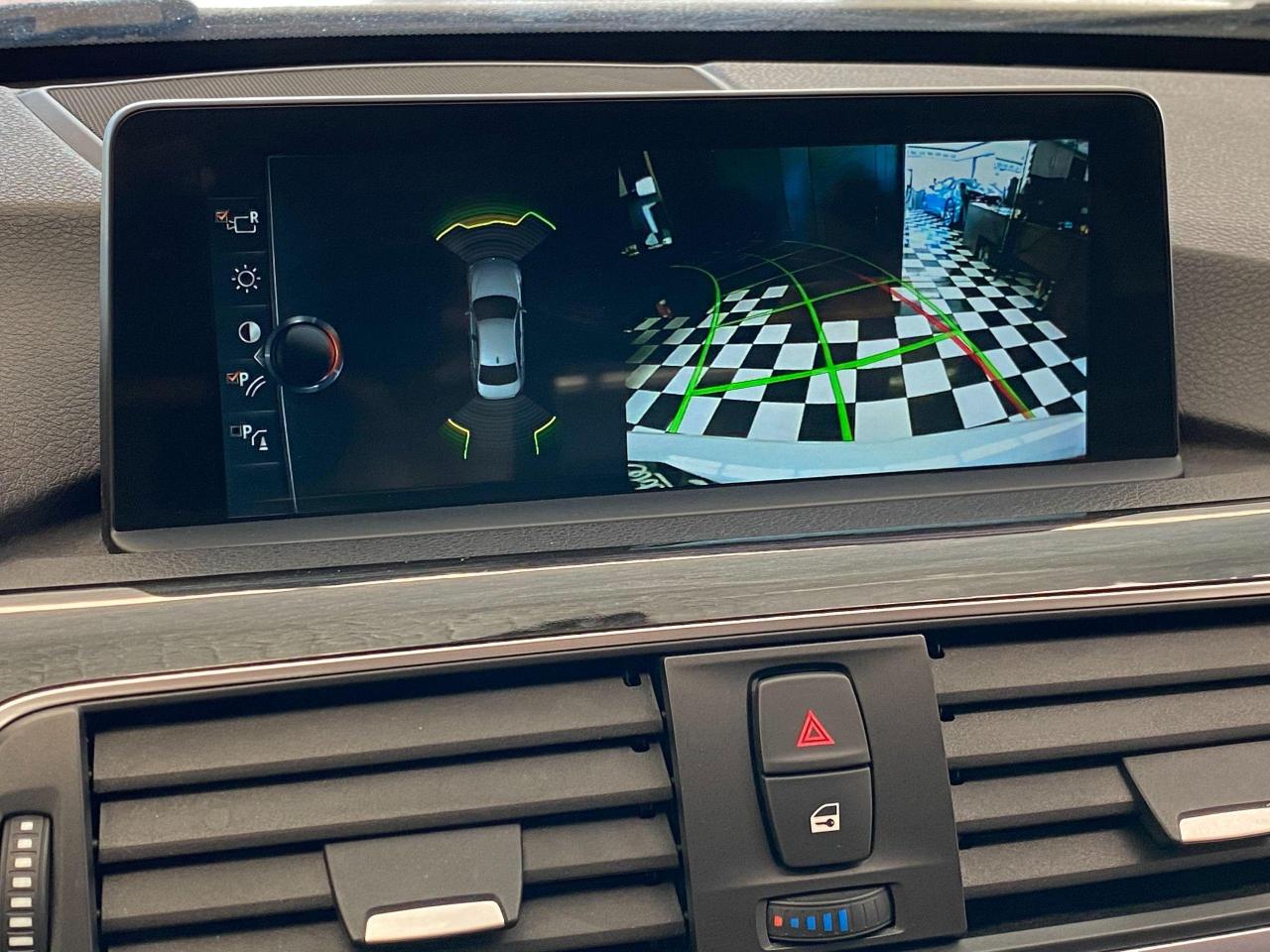 2017 BMW 3 Series 320i xDrive+Camera+GPS+Sensors+Roof+ACCIDENT FREE - Photo #11