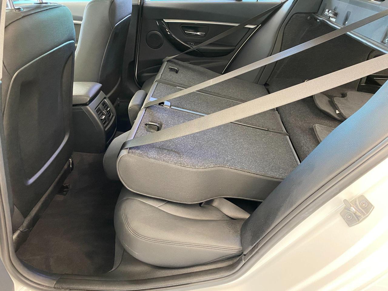 2017 BMW 3 Series 320i xDrive+Camera+GPS+Sensors+Roof+ACCIDENT FREE - Photo #26
