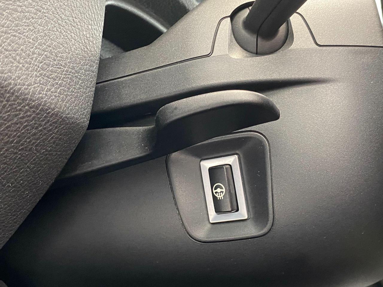 2017 BMW 3 Series 320i xDrive+Camera+GPS+Sensors+Roof+ACCIDENT FREE - Photo #53