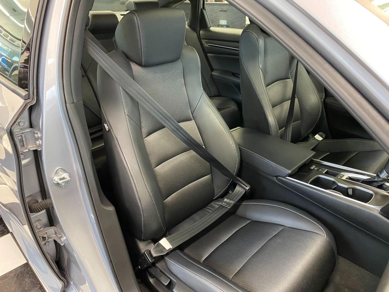 2018 Honda Accord Sport+ApplePlay+Lane Keep+Camera+ACCIDENT FREE - Photo #23
