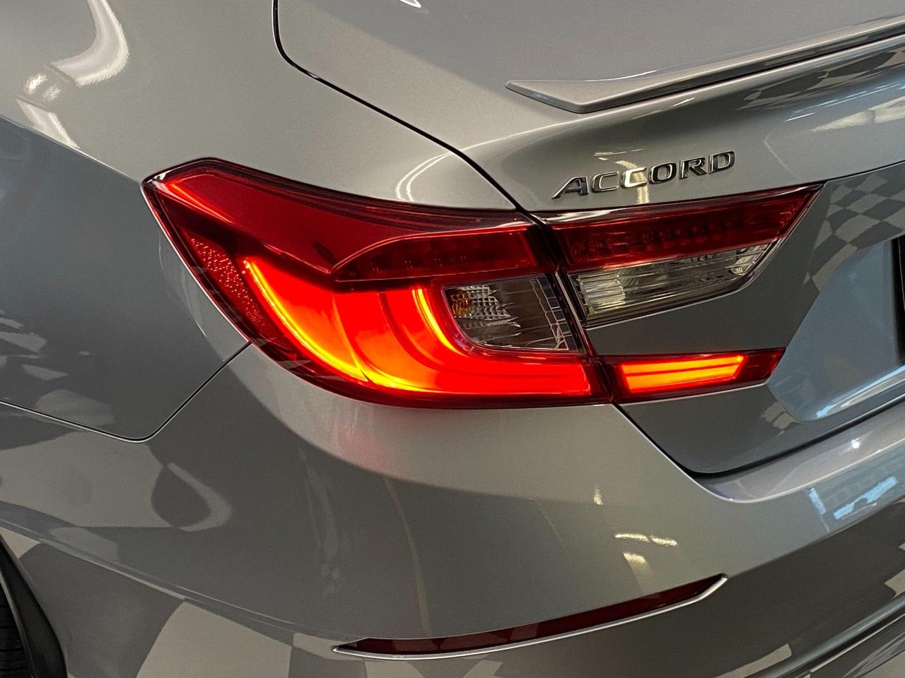 2018 Honda Accord Sport+ApplePlay+Lane Keep+Camera+ACCIDENT FREE - Photo #69