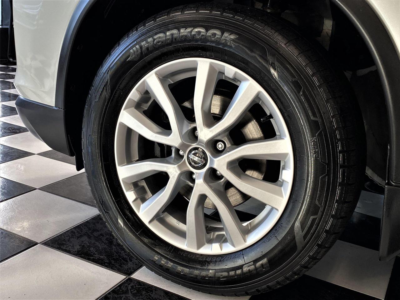 2017 Nissan Rogue SV TECT AWD+FEB+GPS+360 Camera+Roof+ACCIDENT FREE - Photo #49