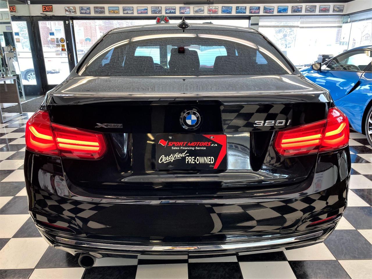 2017 BMW 3 Series 320i xDrive+GPS+Sunroof+Heated Seats+ACCIDENT FREE - Photo #3