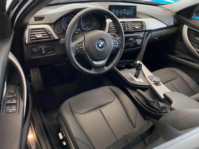 2017 BMW 3 Series 320i xDrive+GPS+Sunroof+Heated Seats+ACCIDENT FREE Photo17