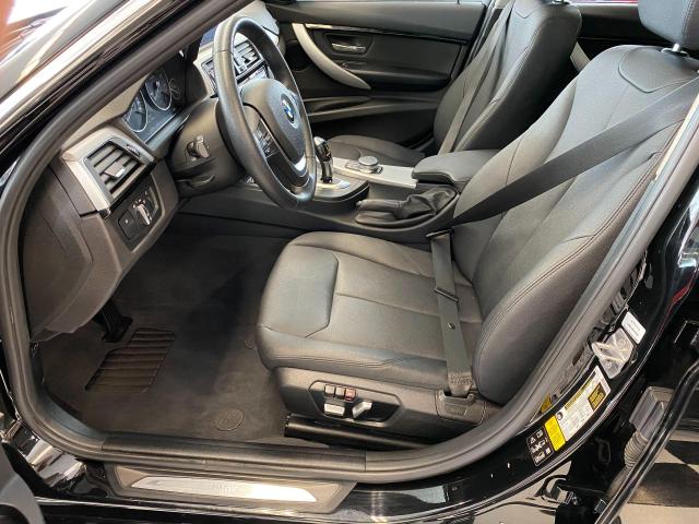 2017 BMW 3 Series 320i xDrive+GPS+Sunroof+Heated Seats+ACCIDENT FREE Photo18