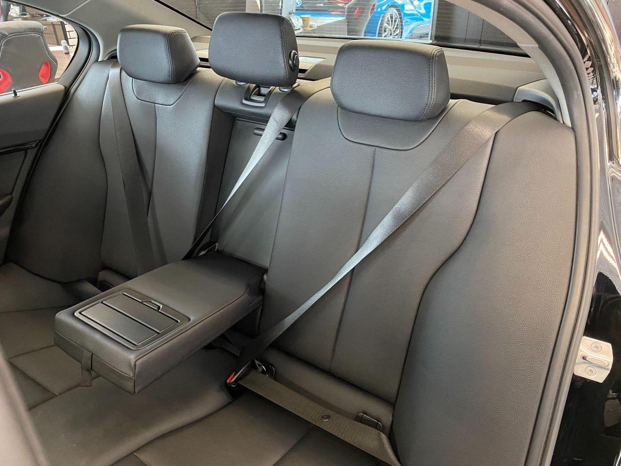 2017 BMW 3 Series 320i xDrive+GPS+Sunroof+Heated Seats+ACCIDENT FREE - Photo #26