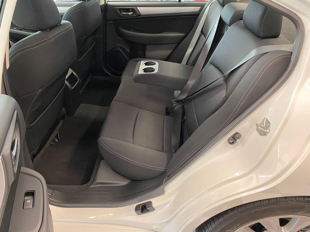 2017 Subaru Legacy 2.5i w/Touring AWD+Roof+Blind Spot+Accident Free Photo98