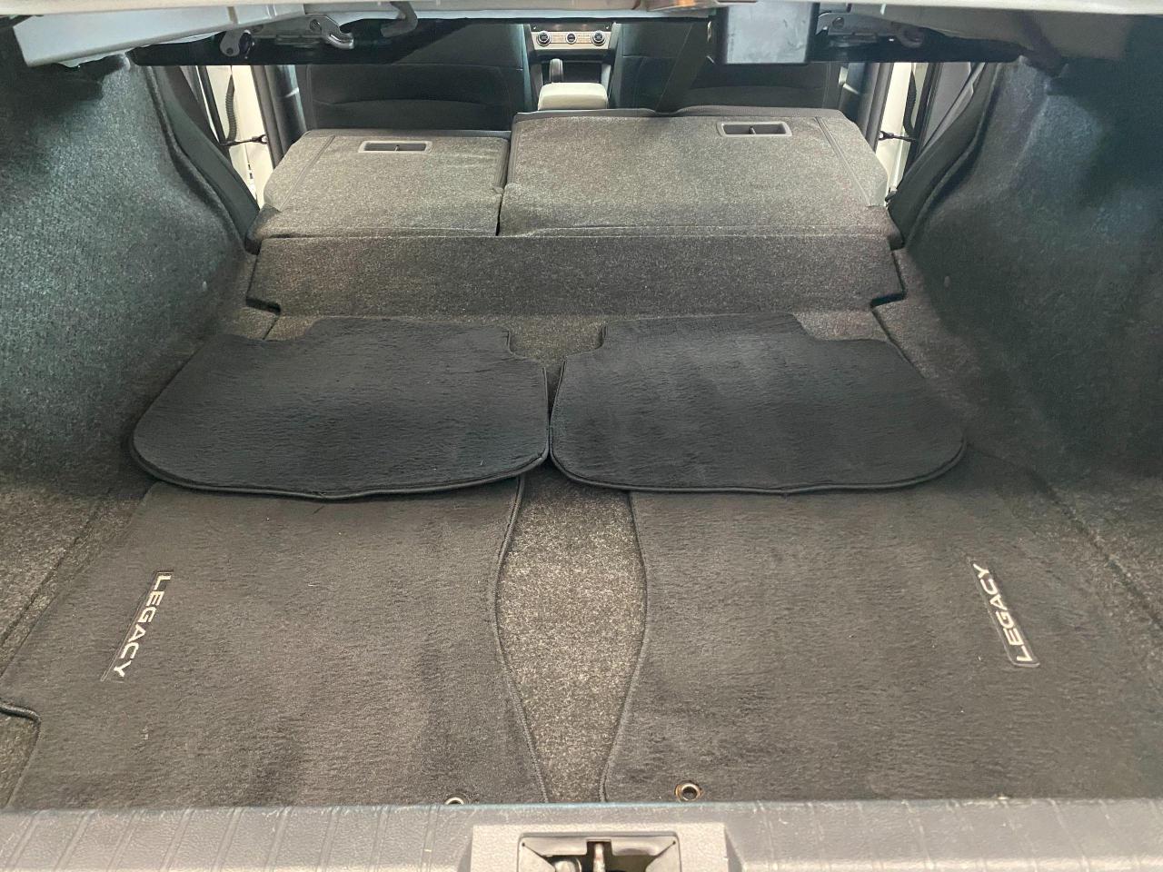 2017 Subaru Legacy 2.5i w/Touring AWD+Roof+Blind Spot+Accident Free - Photo #26
