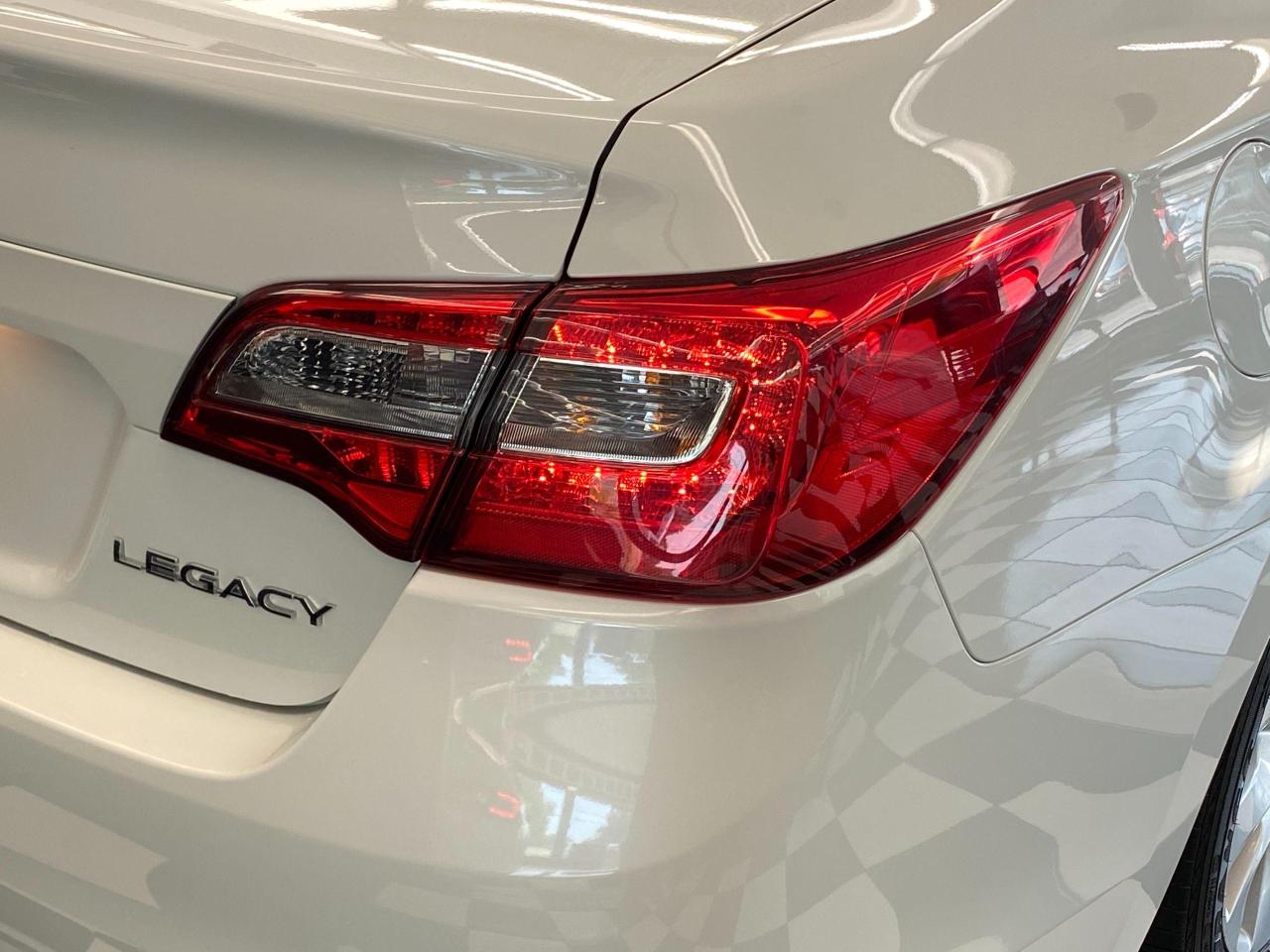 2017 Subaru Legacy 2.5i w/Touring AWD+Roof+Blind Spot+Accident Free Photo147