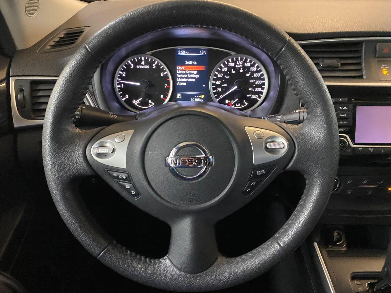 2016 Nissan Sentra SV+Sunroof+Alloys+Camera+HeatedSeats+ACCIDENT FREE - Photo #9