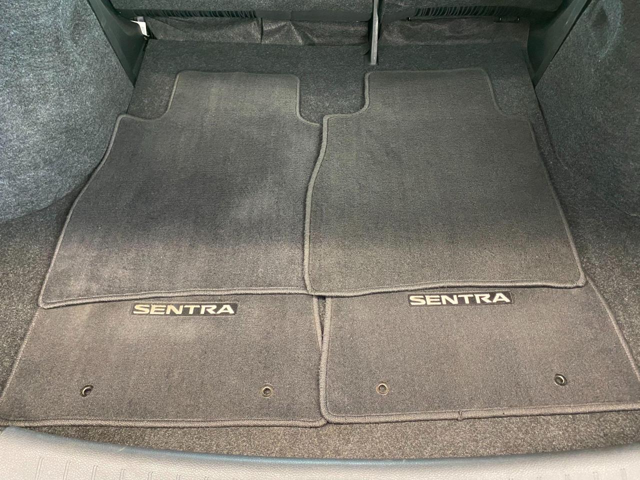 2016 Nissan Sentra SV+Sunroof+Alloys+Camera+HeatedSeats+ACCIDENT FREE - Photo #27