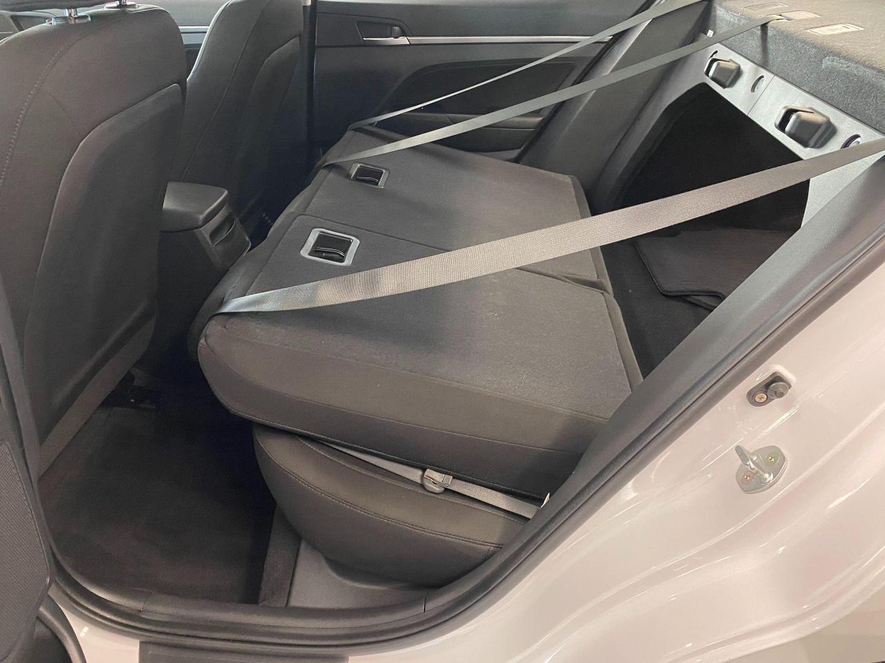 2019 Hyundai Elantra Preferred W/Sun & Safety PKG+Sunroof+ACCIDENT FREE - Photo #25