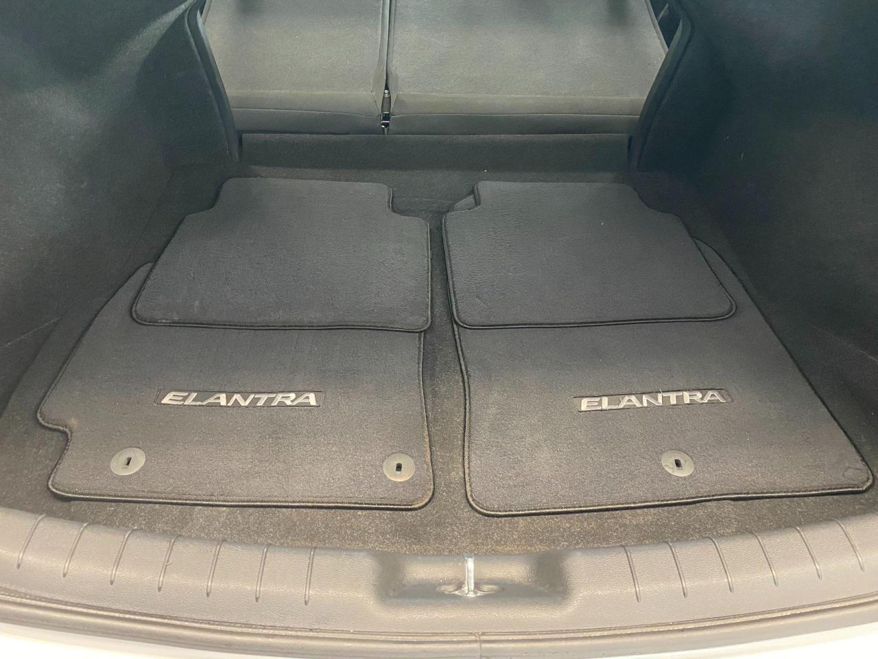 2019 Hyundai Elantra Preferred W/Sun & Safety PKG+Sunroof+ACCIDENT FREE - Photo #26