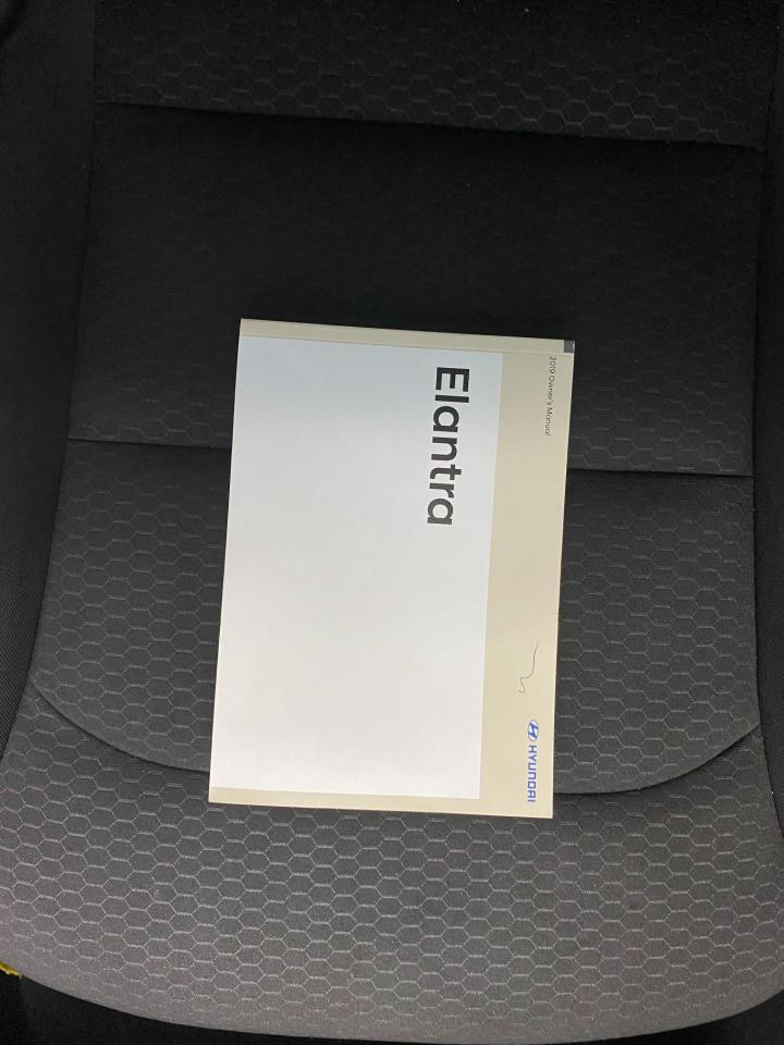 2019 Hyundai Elantra Preferred W/Sun & Safety PKG+Sunroof+ACCIDENT FREE - Photo #27