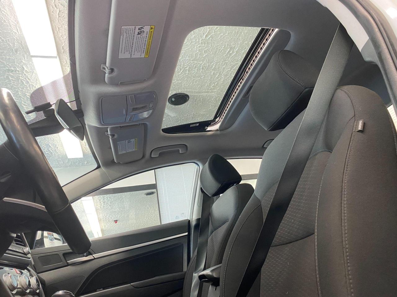 2019 Hyundai Elantra Preferred W/Sun & Safety PKG+Sunroof+ACCIDENT FREE - Photo #28