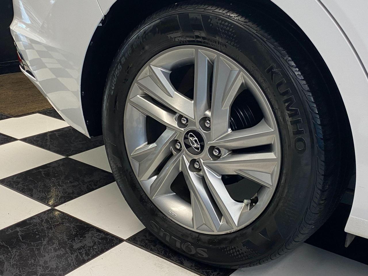2019 Hyundai Elantra Preferred W/Sun & Safety PKG+Sunroof+ACCIDENT FREE - Photo #57