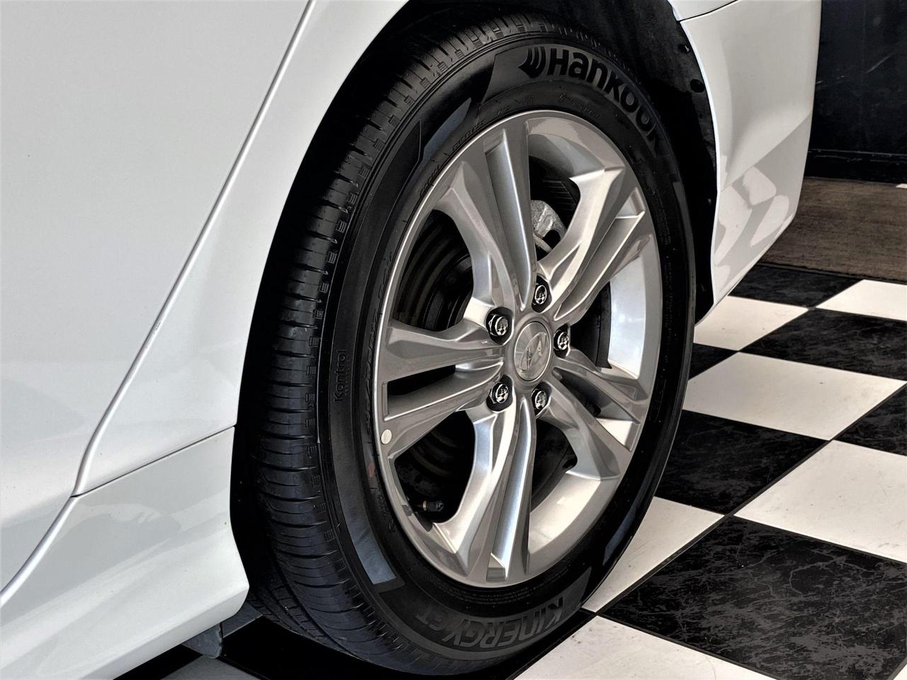 2019 Hyundai Sonata Luxury+AdaptiveCruise+ApplePlay+Roof+ACCIDENT FREE - Photo #59