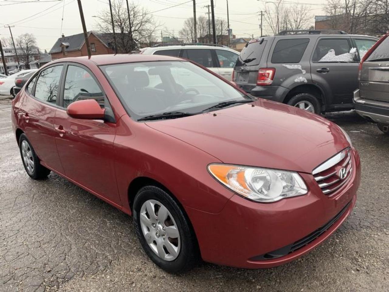 2010 Hyundai Elantra GL Photo2