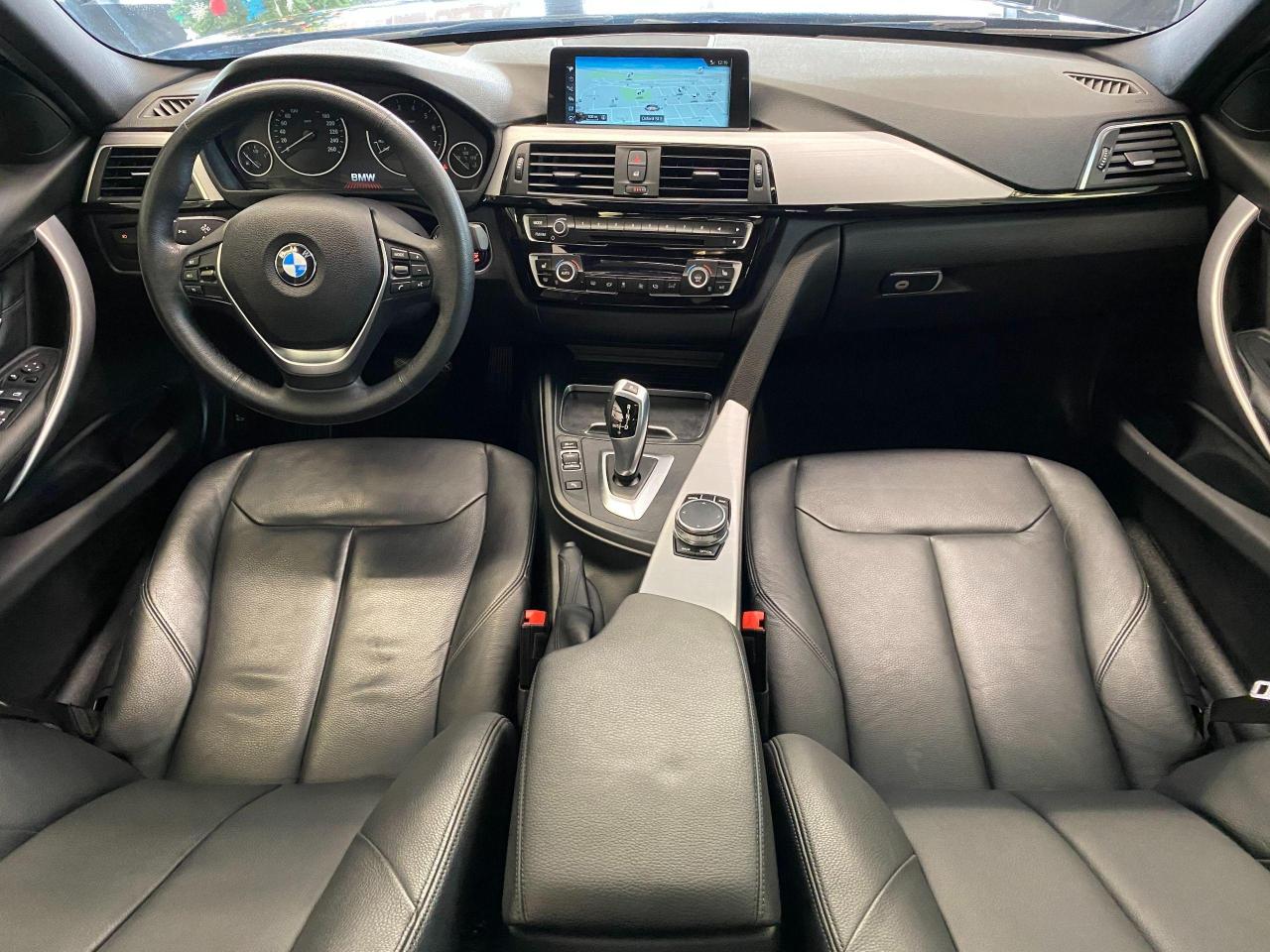 2017 BMW 3 Series 330i xDrive+GPS+Camera+Sensors+Roof+ACCIDENT FREE - Photo #8
