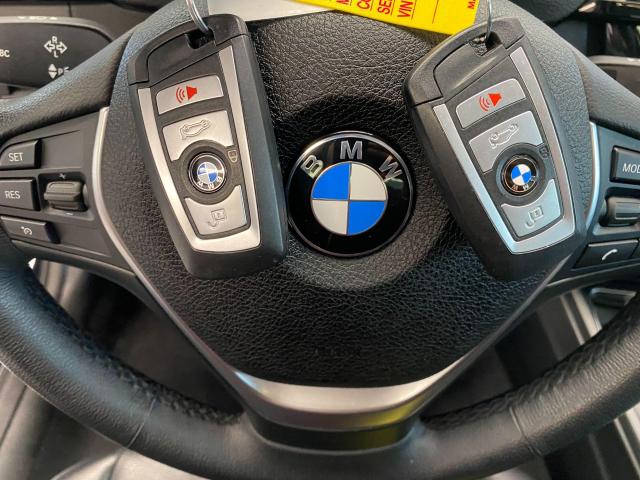 2017 BMW 3 Series 330i xDrive+GPS+Camera+Sensors+Roof+ACCIDENT FREE Photo15