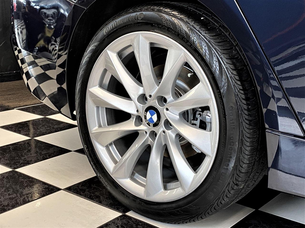 2017 BMW 3 Series 330i xDrive+GPS+Camera+Sensors+Roof+ACCIDENT FREE - Photo #61