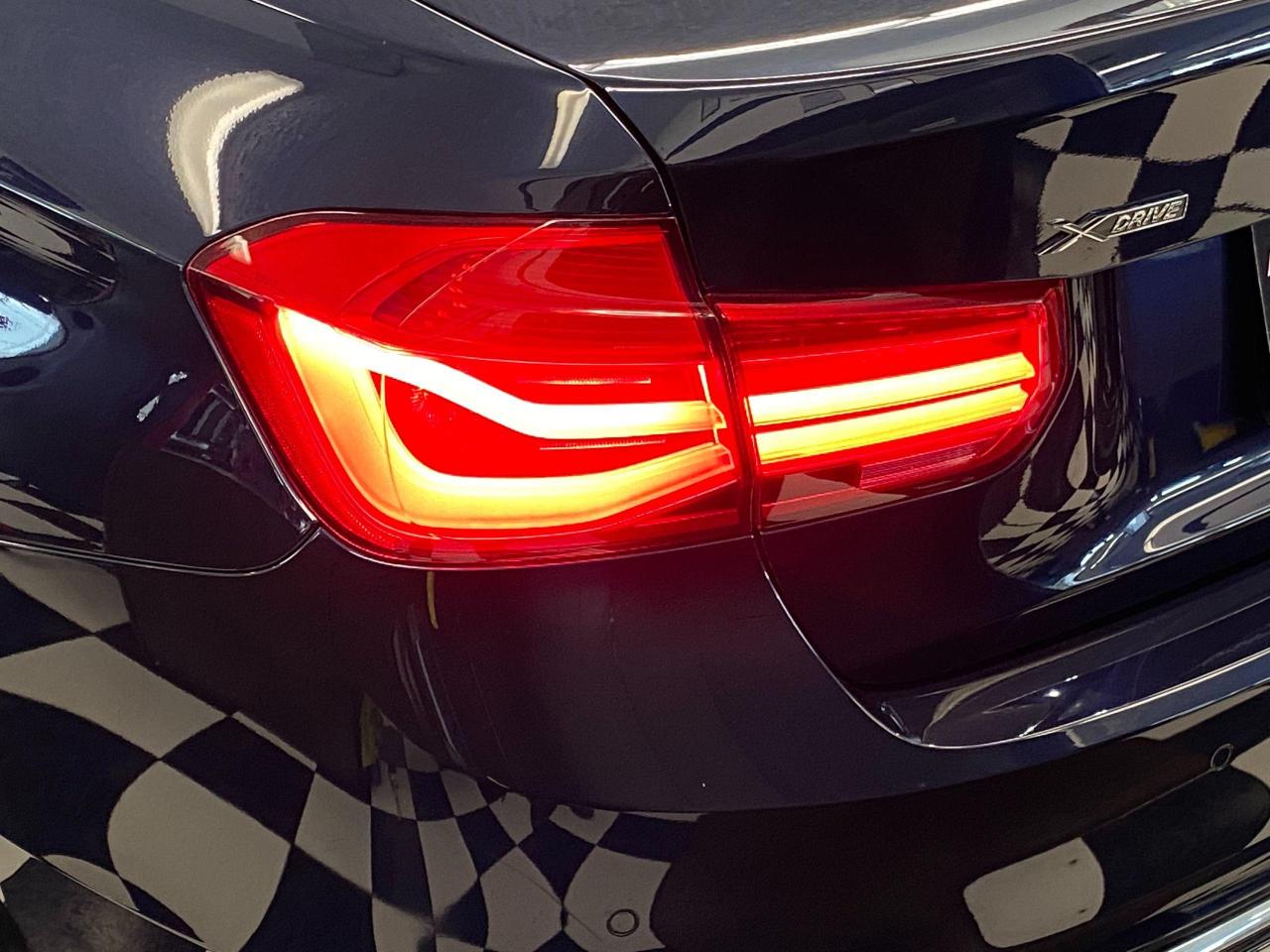 2017 BMW 3 Series 330i xDrive+GPS+Camera+Sensors+Roof+ACCIDENT FREE - Photo #65