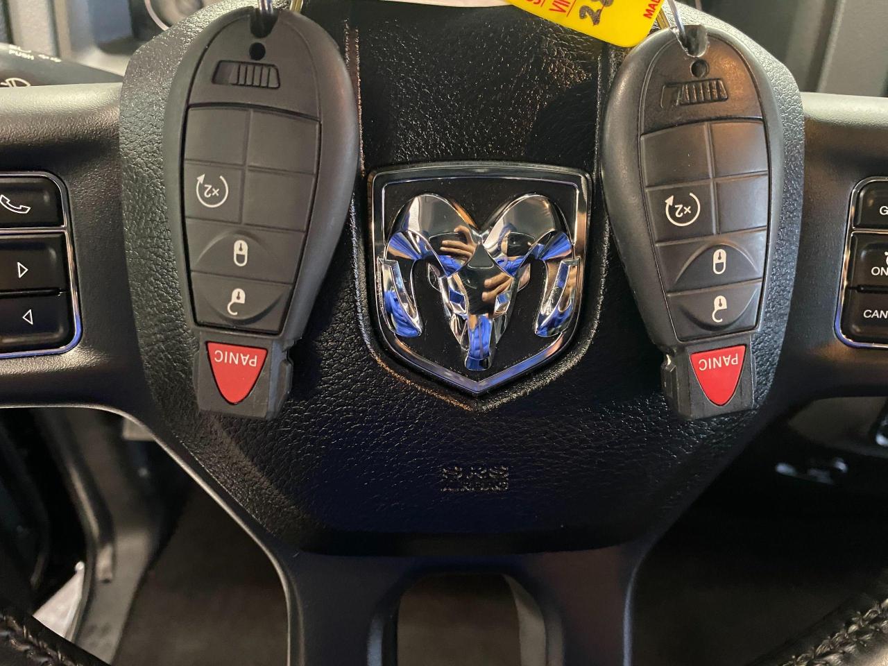 2019 RAM 1500 Express 5.7L V8 4x4 HEMI+ApplePlay+ACCIDENT FREE - Photo #15