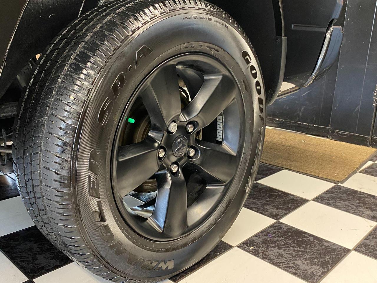2019 RAM 1500 Express 5.7L V8 4x4 HEMI+ApplePlay+ACCIDENT FREE - Photo #57