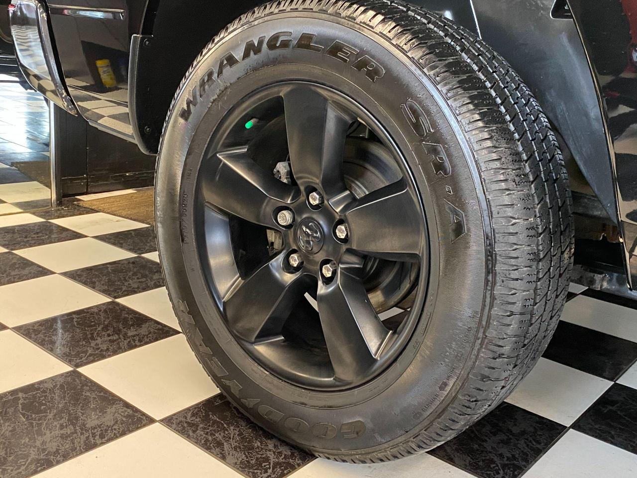 2019 RAM 1500 Express 5.7L V8 4x4 HEMI+ApplePlay+ACCIDENT FREE - Photo #58