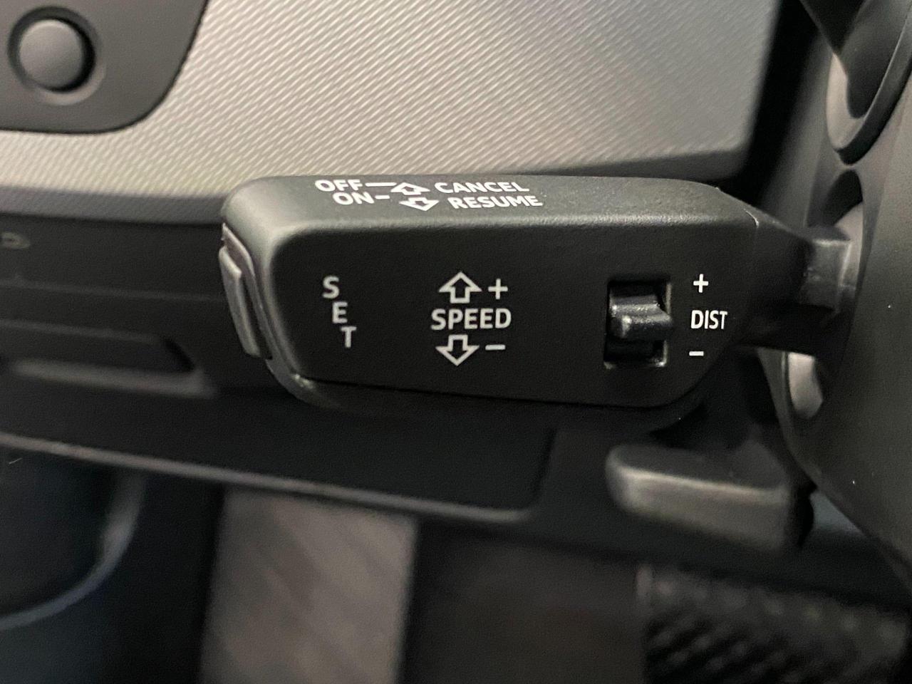 2017 Audi A4 Technik Quattro+Adaptive Cruise+ACCIDENT FREE - Photo #58