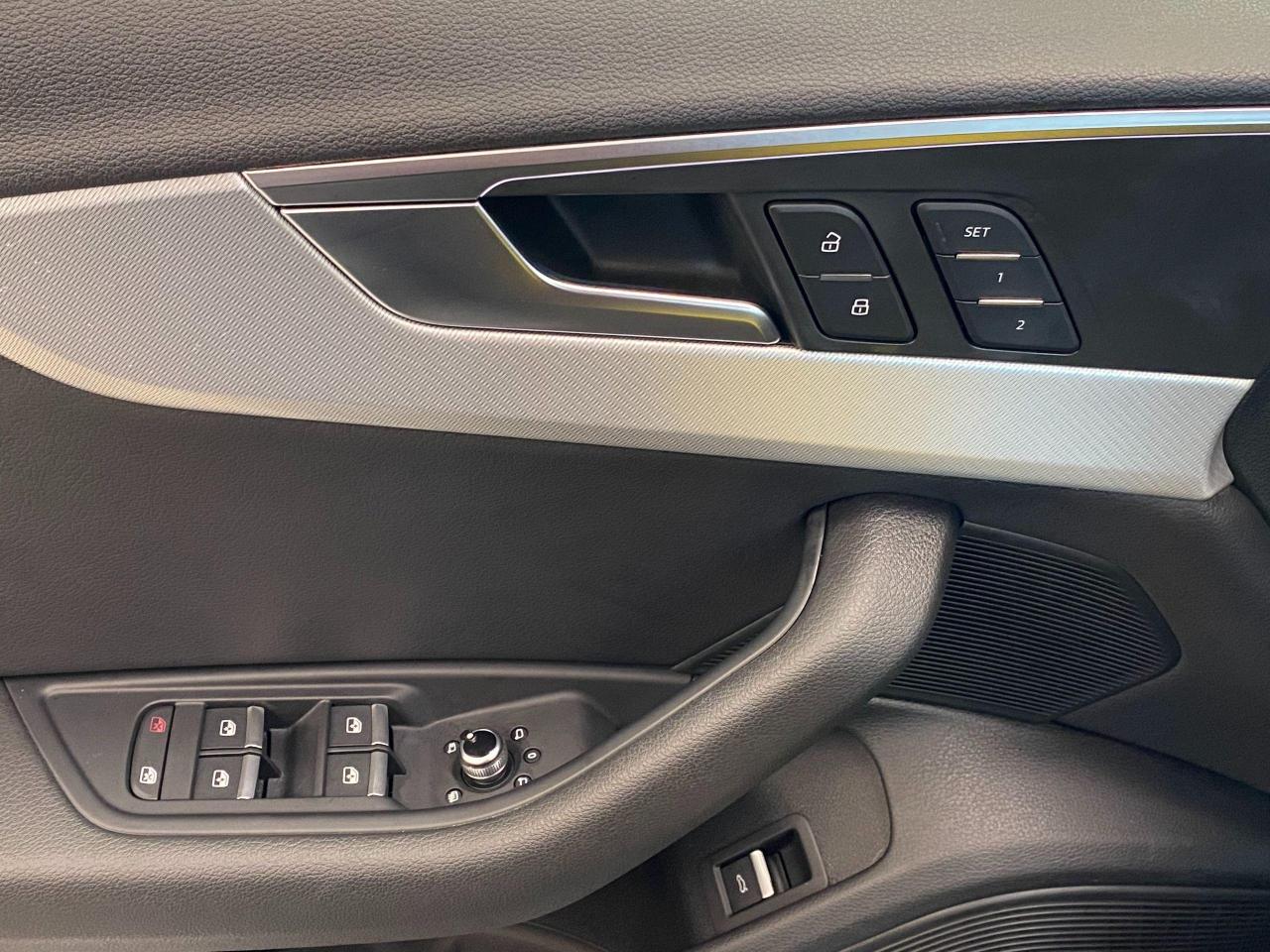 2017 Audi A4 Technik Quattro+Adaptive Cruise+ACCIDENT FREE - Photo #62